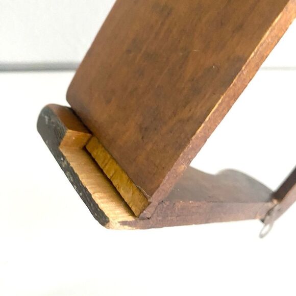 Wooden Spice Rack With Bold Writing Carved Fence holding The Jars In Place - Picture 5 of 5